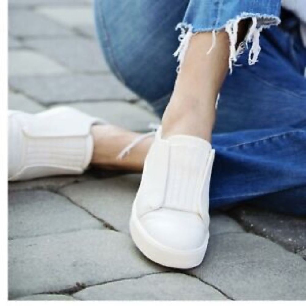 Vince sneakers